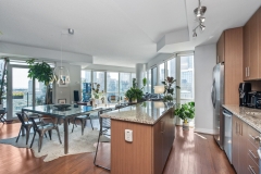 1-web-or-mls-George-St-112-Suite-2104-Toronto_11