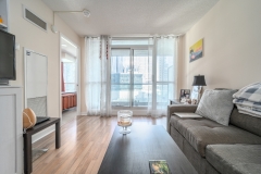 12-Yonge-St-911_0018