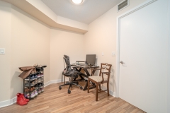 12-Yonge-St-911_0026
