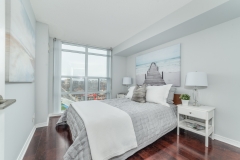 736-Spadina-711-13